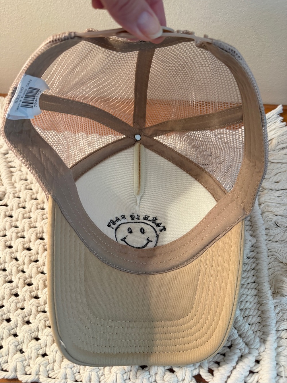 Take It Easy Smiley Face Tan/Black Adjustable Trucker Hat NWT! $32 - Picture 6 of 6